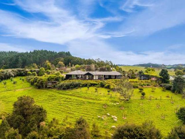 Property for sale in Wainui, Rodney