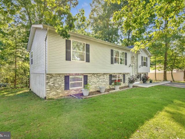 House for sale in Lusby, Maryland