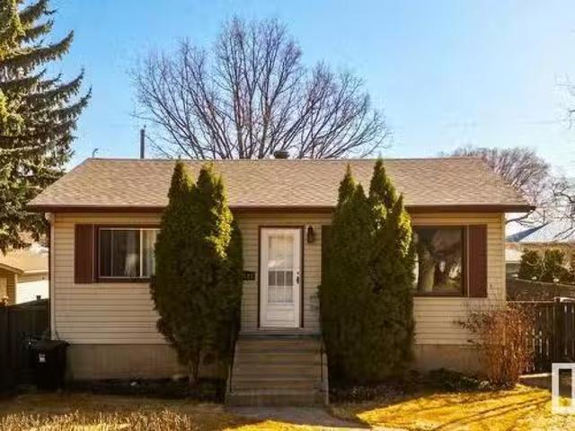 House for sale in Wedgewood, Alberta