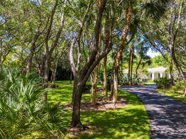 House for sale in Pinecrest, Florida