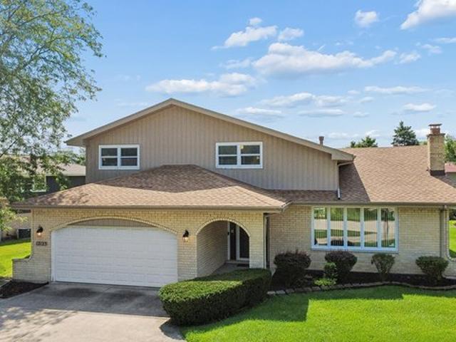 House for sale in Orland Park, Illinois