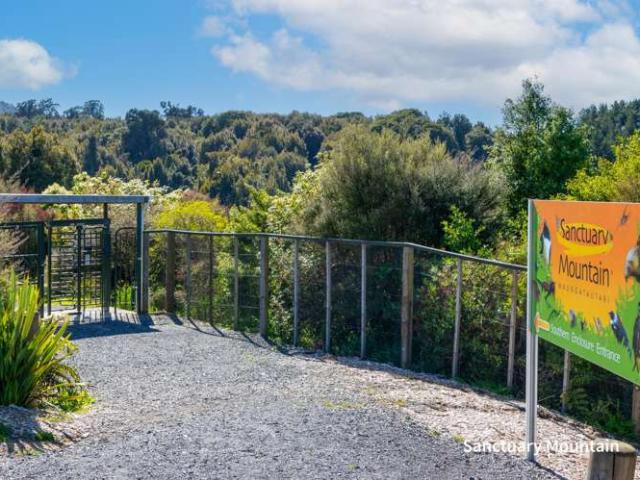 Property for sale in Pukeatua, Waikato