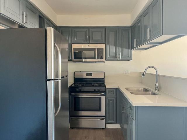 Apartment for rent in Hawthorne, California