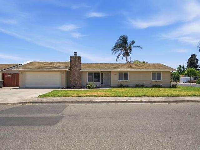 House for sale in Waterford, California