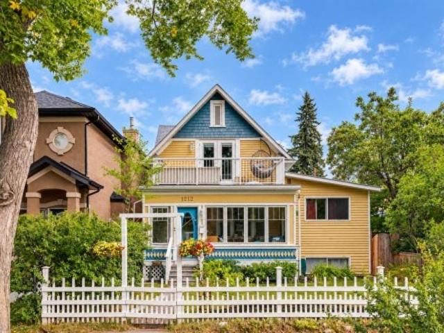 House for sale in Capitol Hill, Calgary