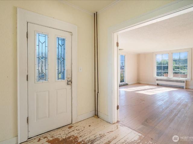 House for sale in Cosmopolis, Washington