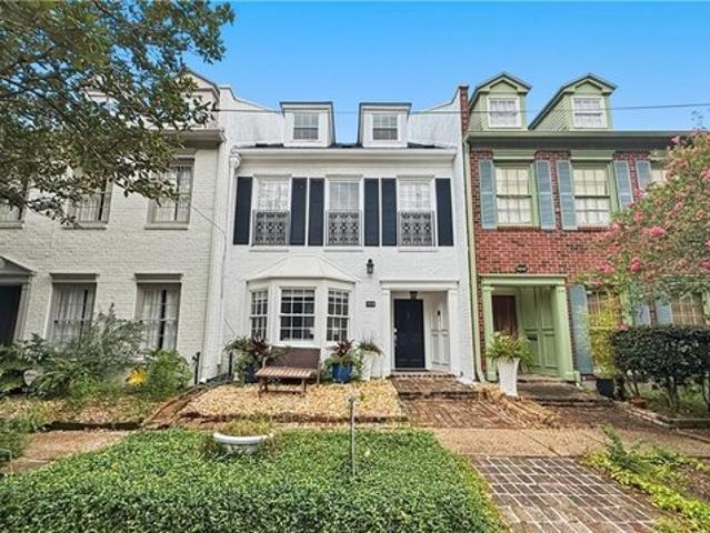 Townhouse for sale in New Orleans, Louisiana