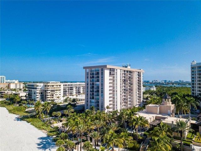 Condo for sale in Sarasota, Florida