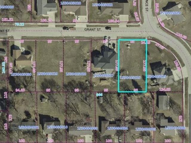 Land for sale in Parkersburg, Iowa