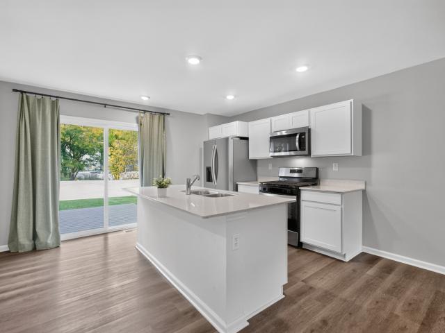 House for sale in Hampshire, Kane County
