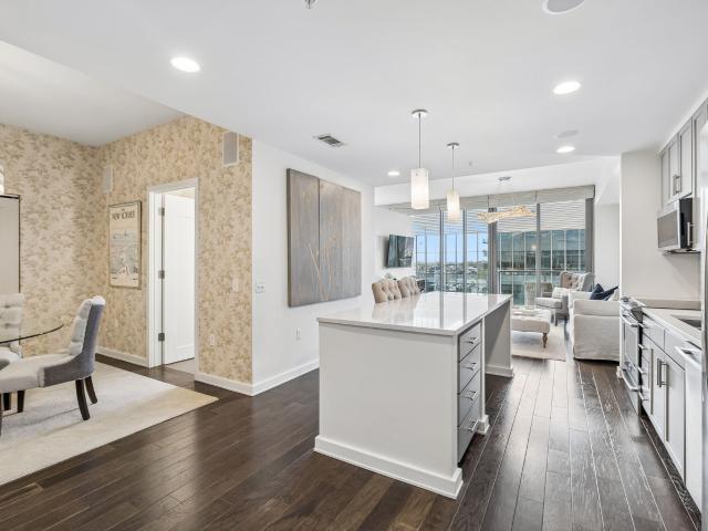 Condo for sale in Downtown Nashville, Nashville