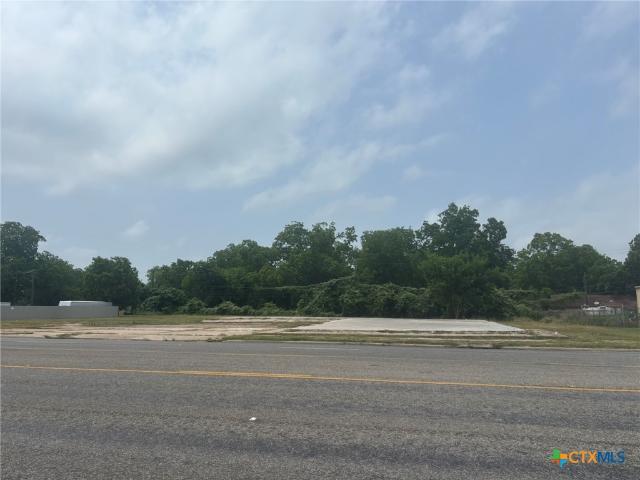 Commercial for sale in Victoria