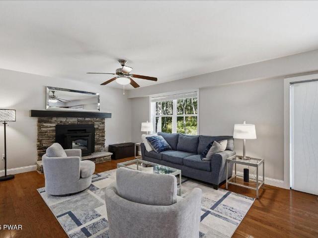 House for sale in Dingmans Ferry, Pennsylvania