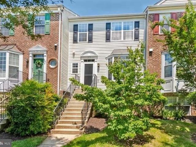 Condo for sale in Crofton, Maryland