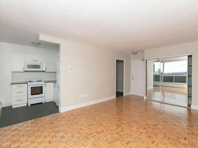 Condo for rent in Woburn, Ontario