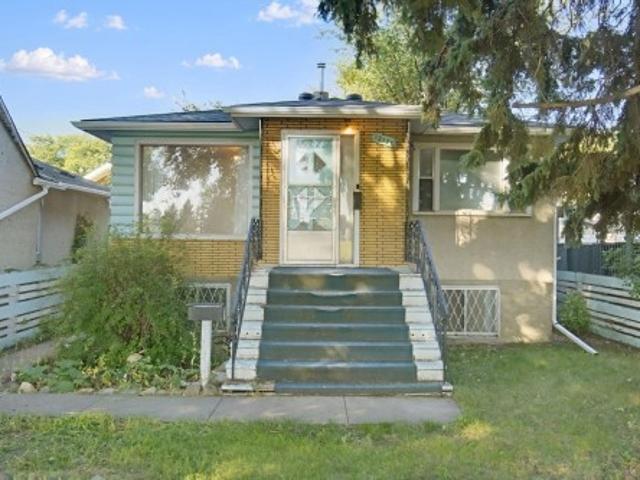 House for sale in Wedgewood, Alberta