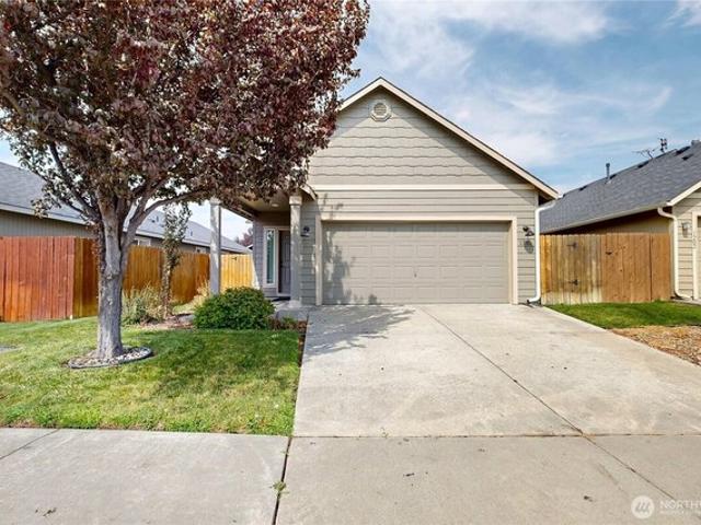 House for sale in College Place, Washington