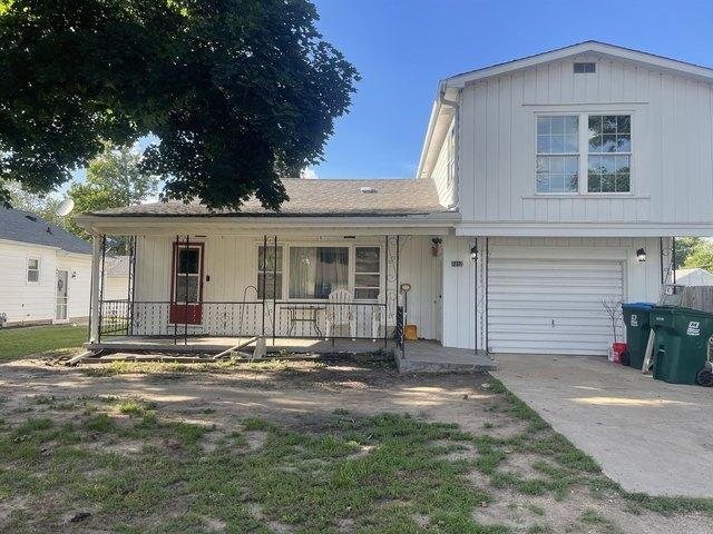 House for sale in Whiteside, Illinois
