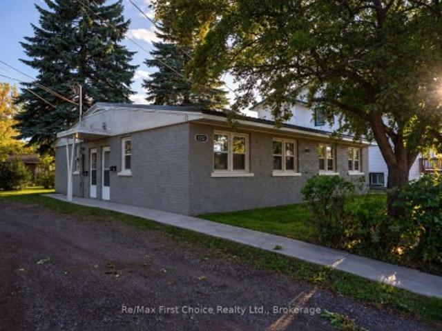 House for sale in Thunder Bay, Ontario