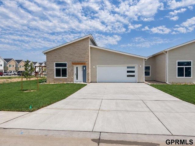 Townhouse for sale in Lexington, Dawson County