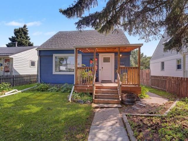 House for sale in Wedgewood, Alberta