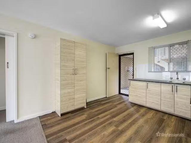 Apartment for rent in Inglewood, Western Australia
