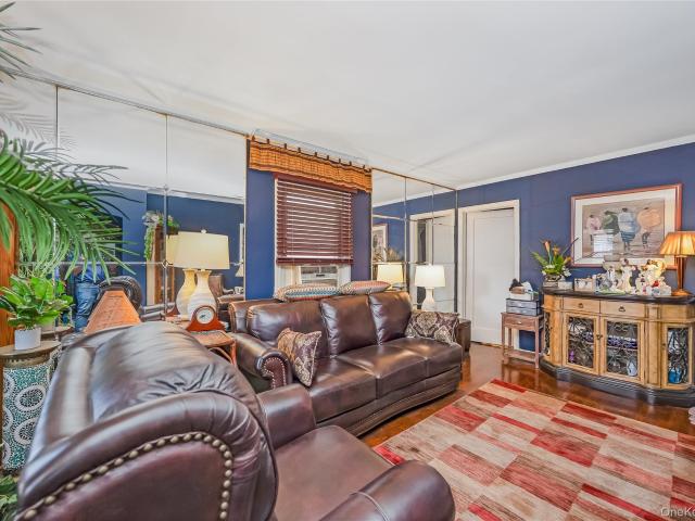 House for sale in Queens, Arverne