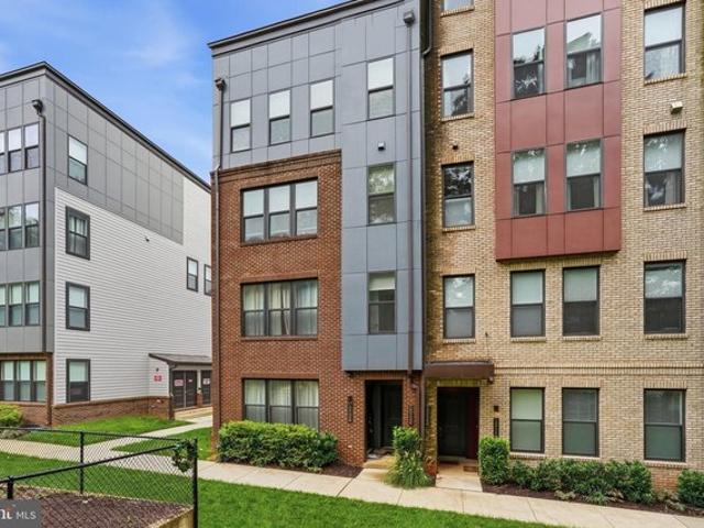 Condo for sale in Fairfax, Virginia