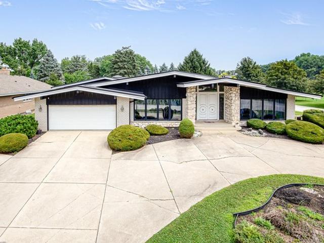 House for sale in Palos Heights, Illinois