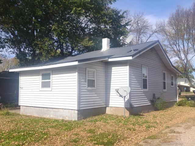 House for sale in Estherville, Emmet County
