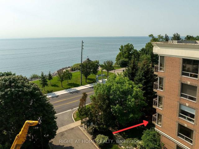 Condo for sale in Burlington, Ontario