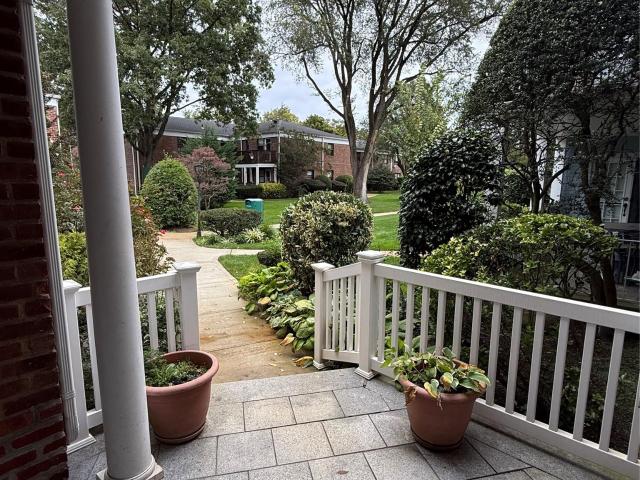 Property for sale in Hewlett, Nassau County