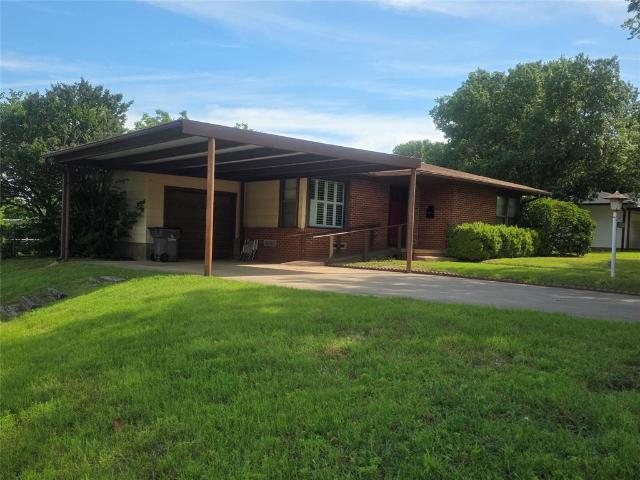 House for sale in De Young, Texas