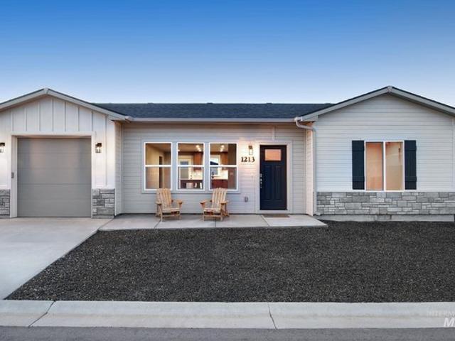 Townhouse for sale in Oregonia