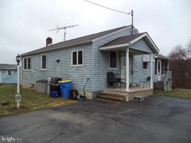 House for sale in Spring Grove, Pennsylvania