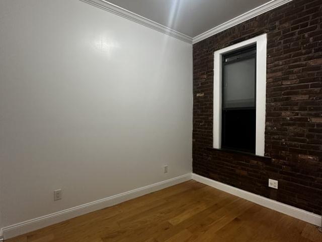 Room for rent in Arverne, New York