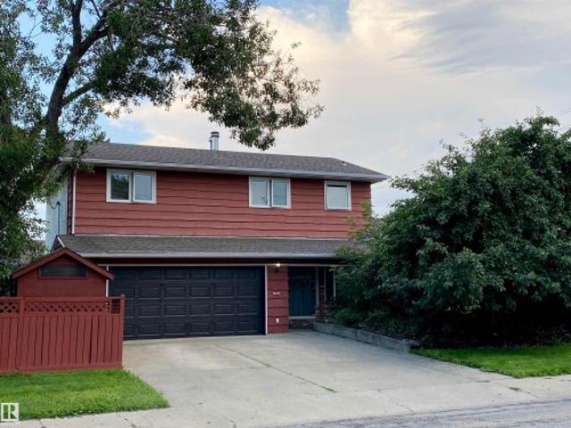 House for sale in Wedgewood, Alberta