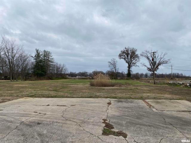 Land for sale in Eldorado, Illinois