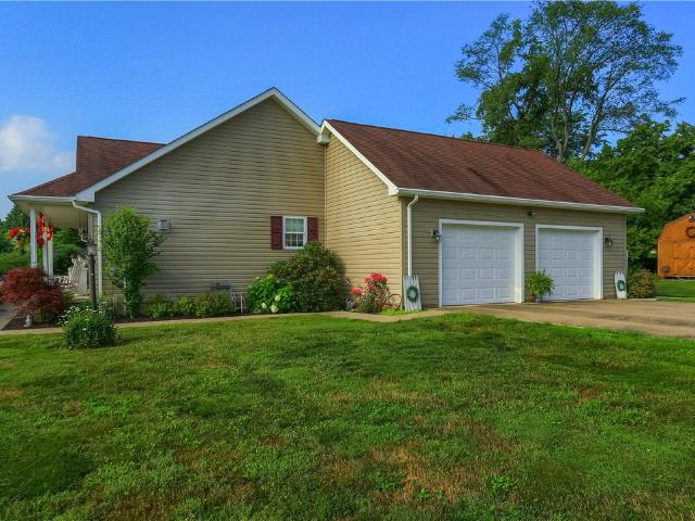 House for sale in Renfrew, Pennsylvania