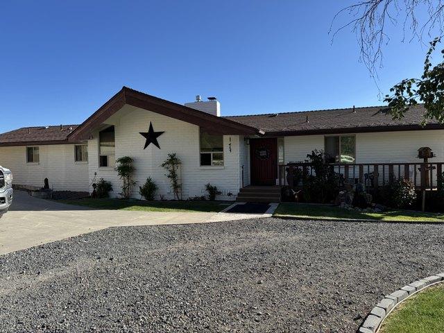 Farm for sale in Klamath Falls, Klamath County
