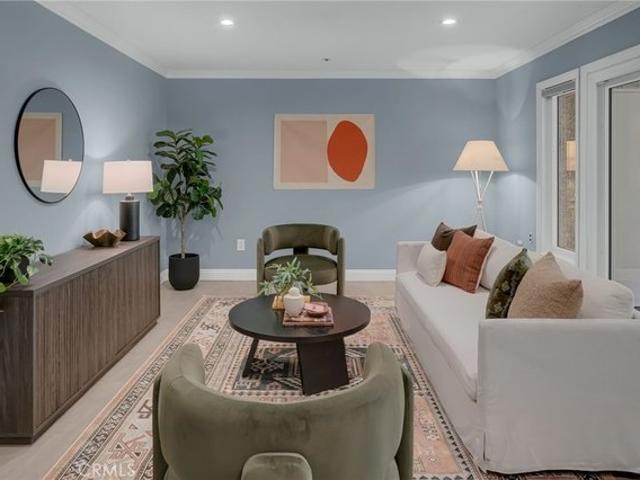 Condo for sale in Lakewood, Los Angeles County