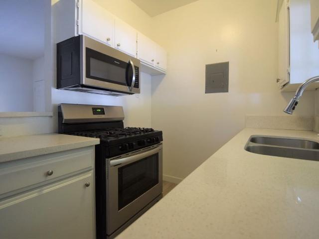 Apartment for rent in North Hollywood Neighborhood Council District, Los Angeles