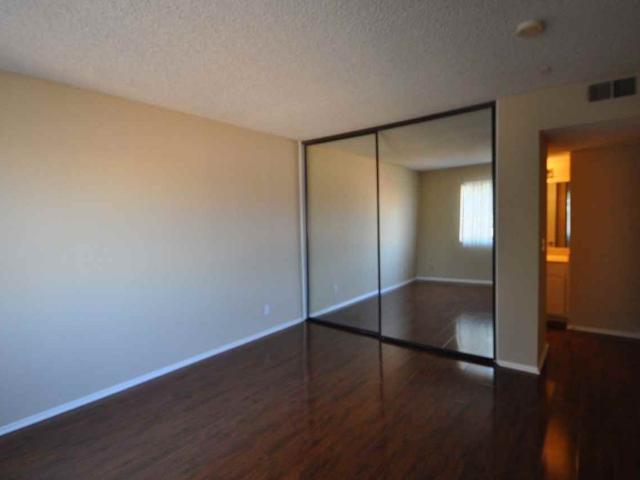 Apartment for rent in North Hollywood Neighborhood Council District, Canoga Park