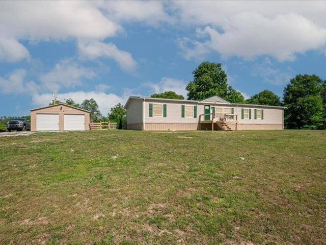 House for sale in Williamsburg, Kentucky