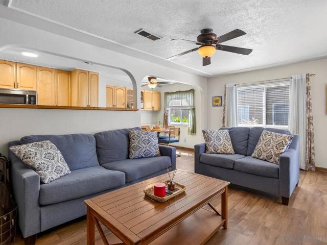 Condo for sale in Riverview, Lakeside