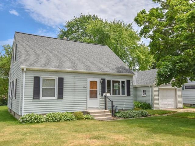 House for sale in Grafton, Wisconsin