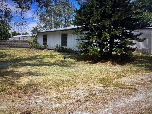 House for sale in Moore Haven, Florida