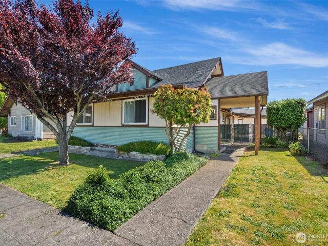 House for sale in Centralia, Washington