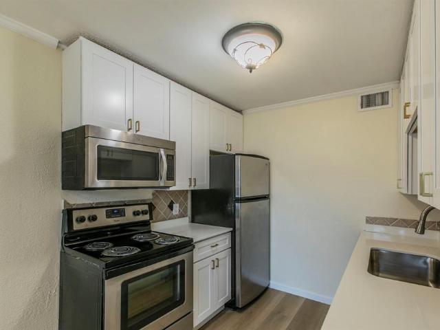 Condo for sale in Waco, McLennan County