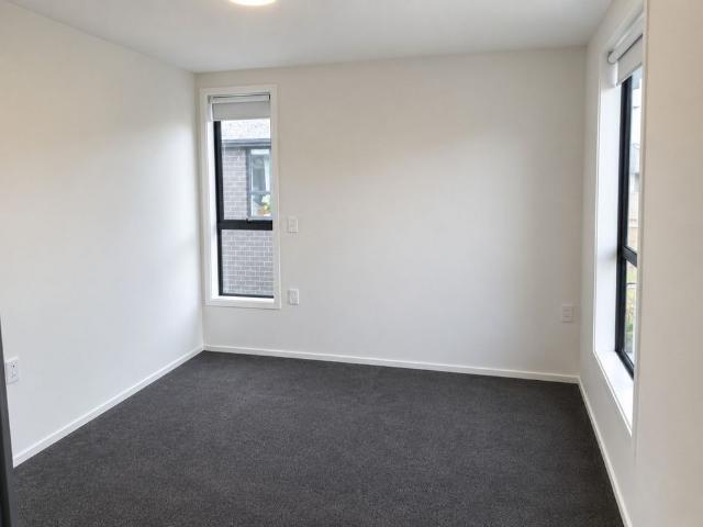 Townhouse for rent in Waltham, Linwood-Central-Heathcote Community